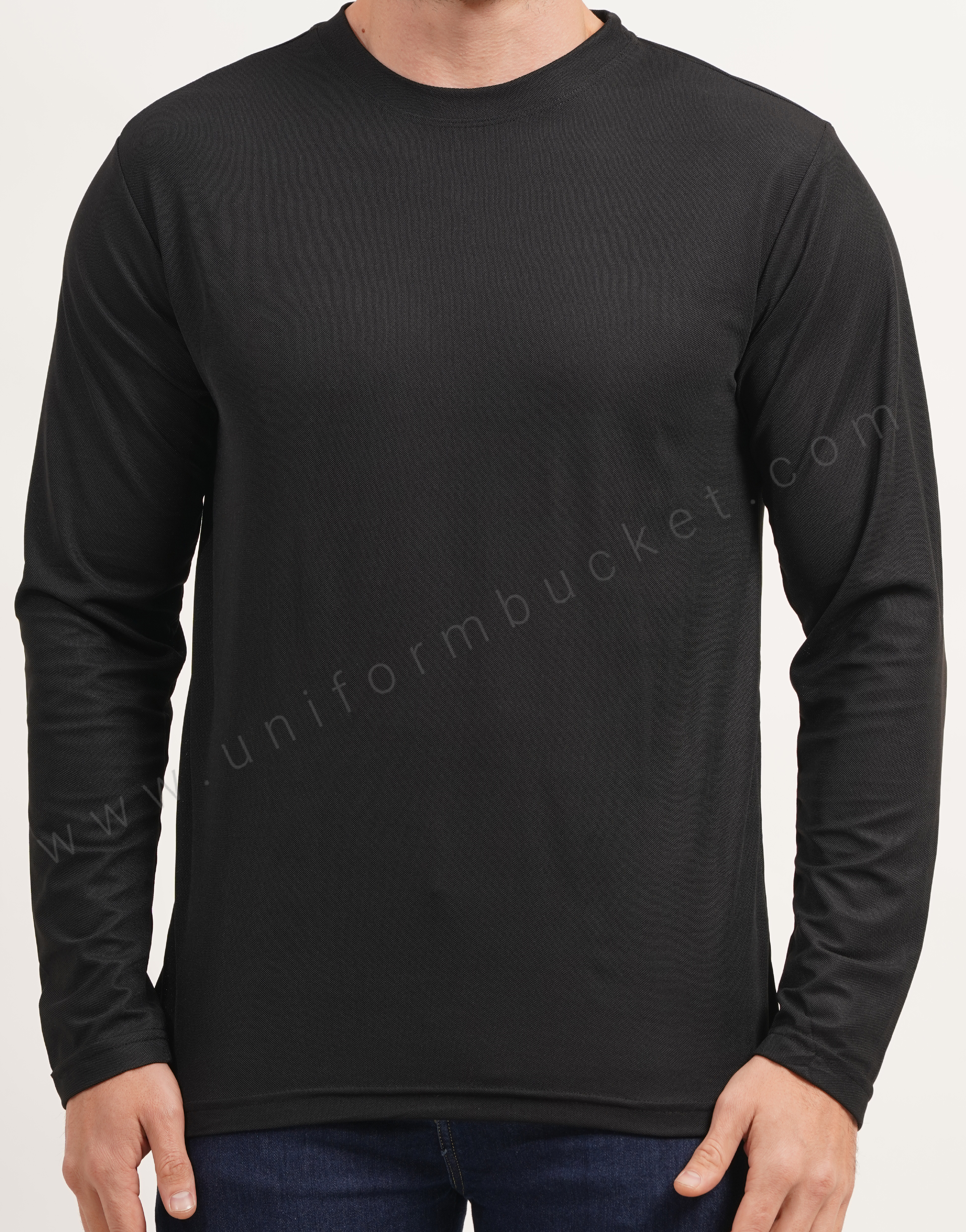 Black Round Neck Plain  T-shirt with Full Sleeve