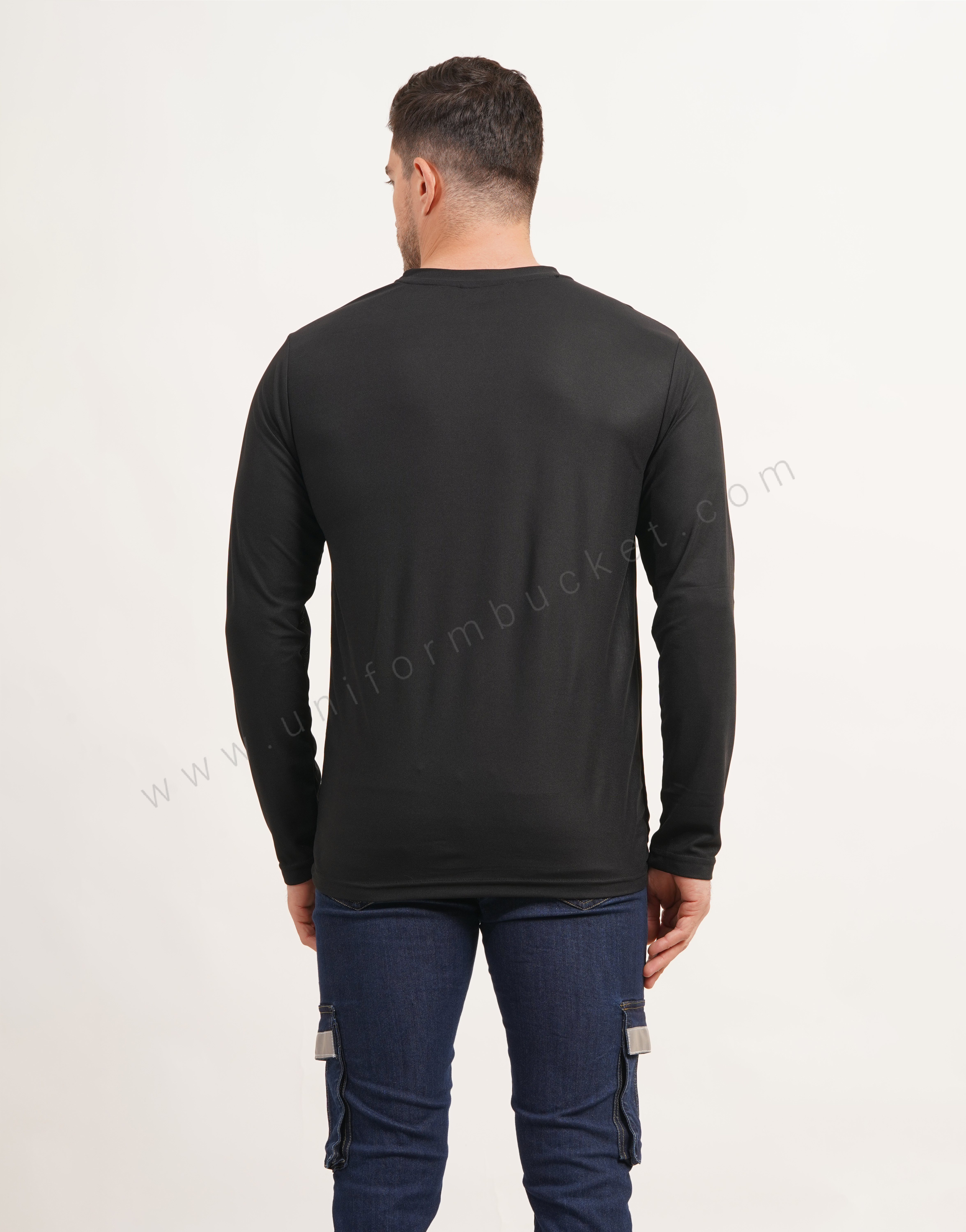 Black Round Neck Plain  T-shirt with Full Sleeve