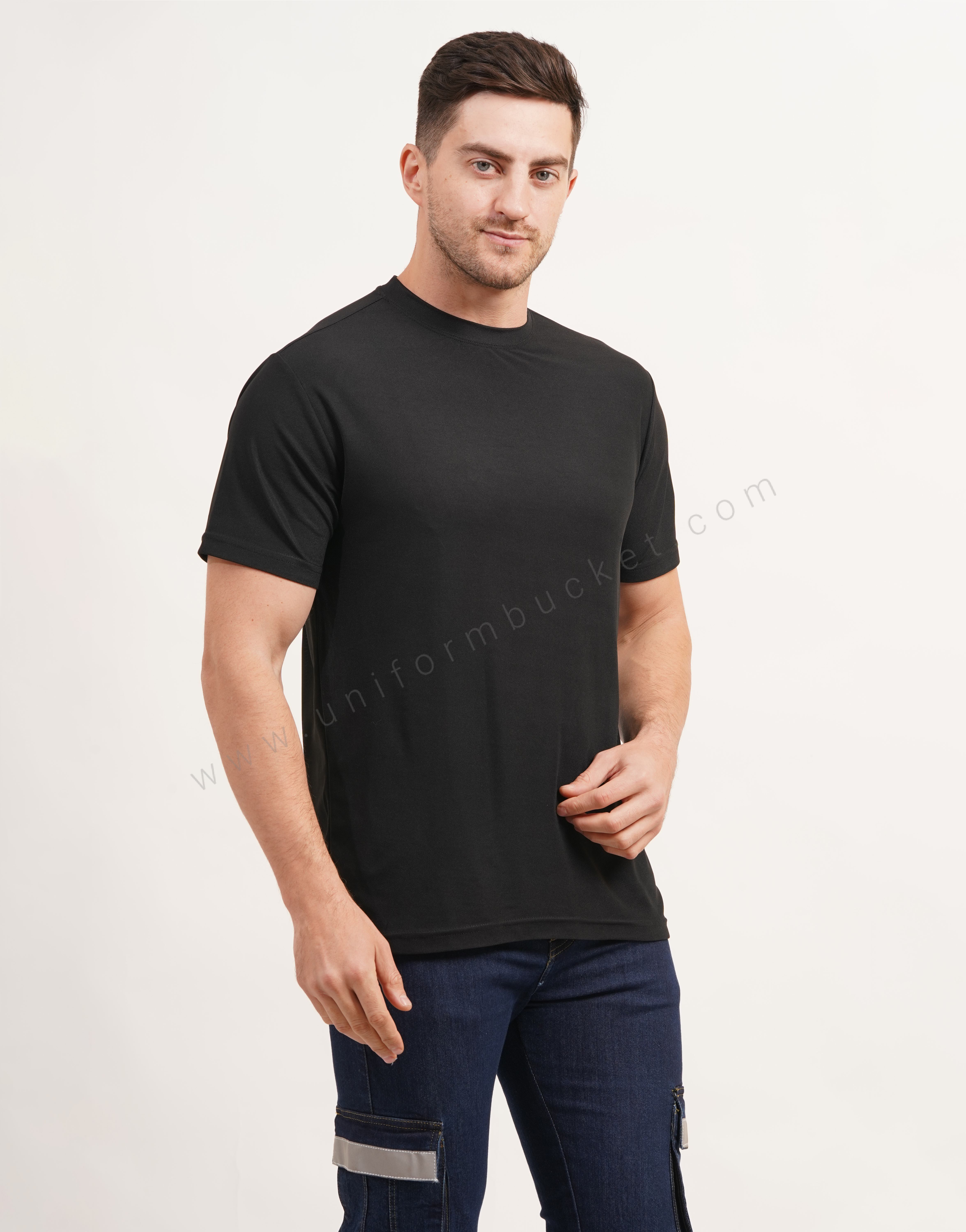 Black Round Neck Plain  T-shirt with Half Sleeve