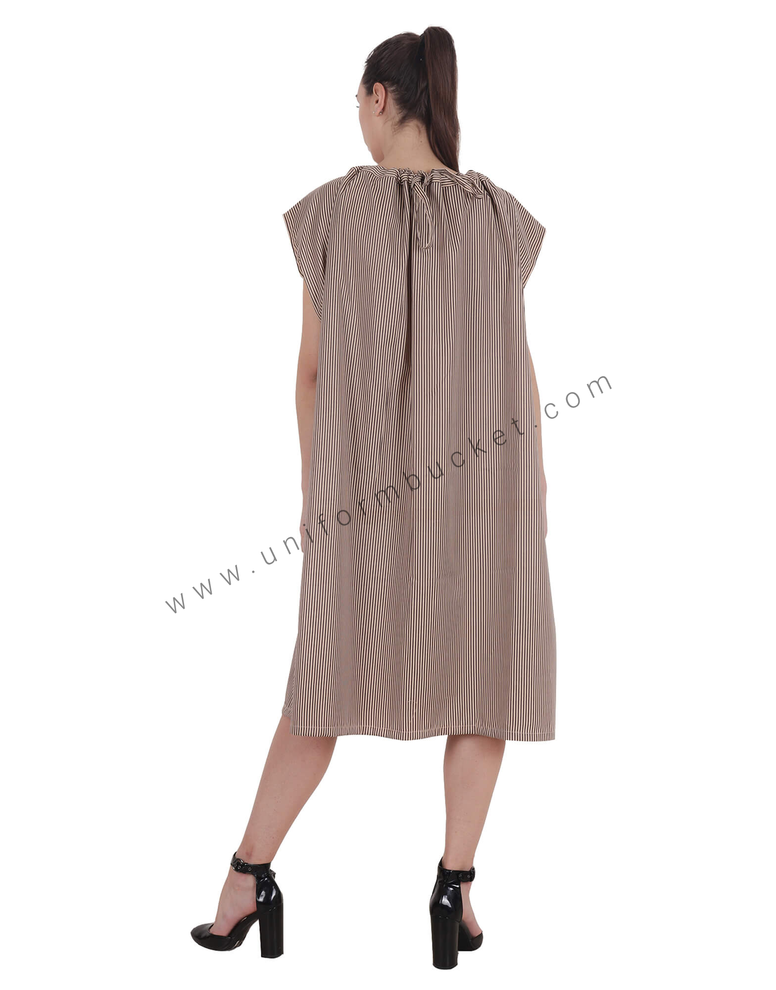 Brown Beauty Gown For Spa, Salon